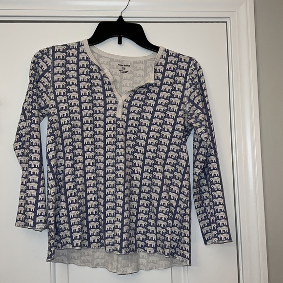 Roller Rabbit 2-piece Hathi Pajamas - Picture 4 of 8